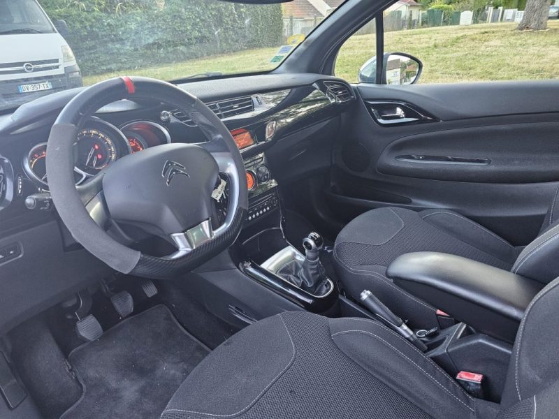 CITROËN DS3 1.6 HDI 110 SPORT CHIC 2012
