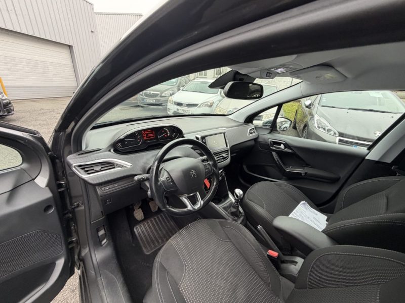PEUGEOT 208 1.2 110CH TECH EDITION  ALLURE S&S 5P Garantie