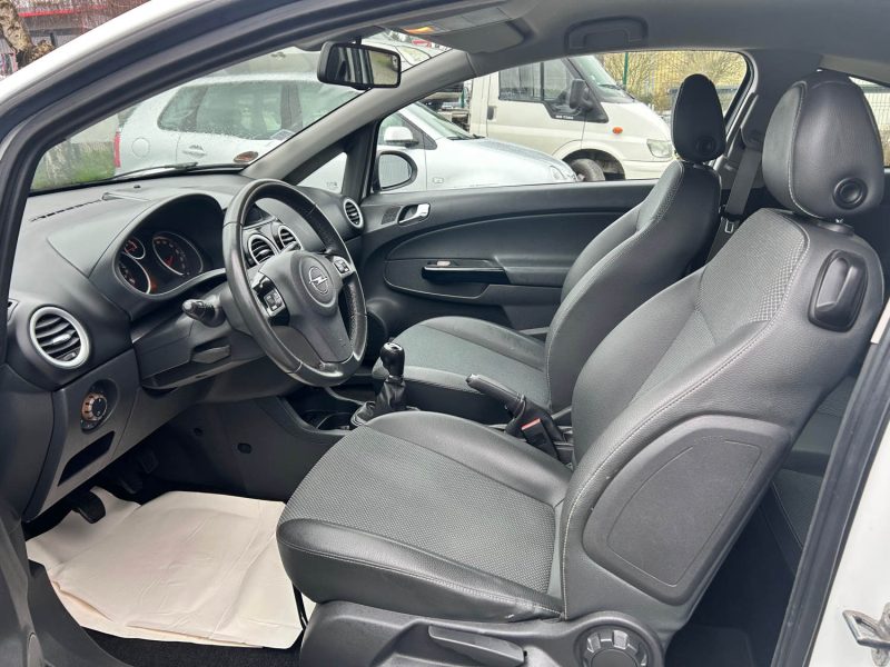 OPEL CORSA 1.4 90CV 2009