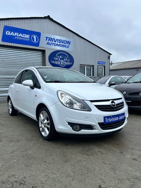 OPEL CORSA 1.4 90CV 2009