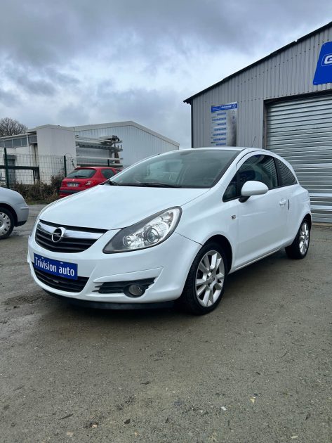 OPEL CORSA 1.4 90CV 2009