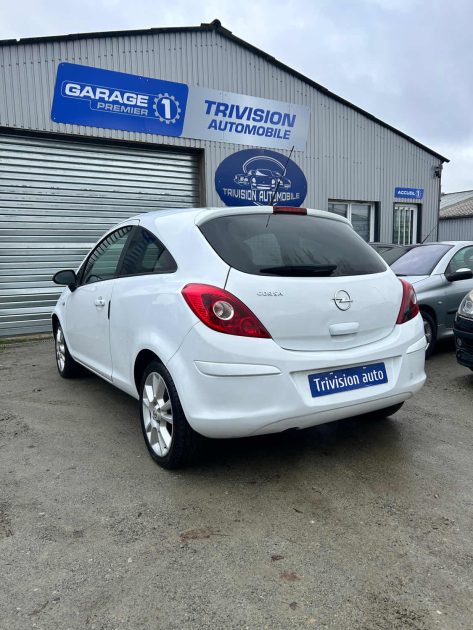 OPEL CORSA 1.4 90CV 2009