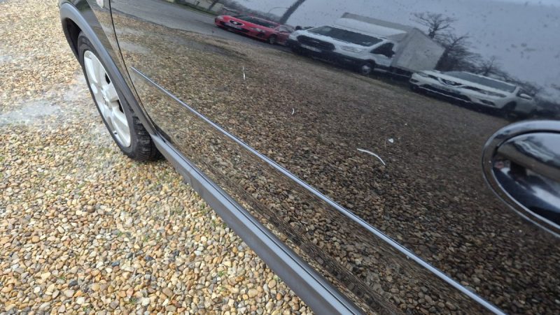 OPEL CORSA 1.2 I 80 CH ESSENTIA 