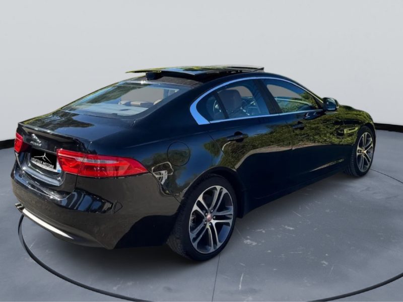 JAGUAR XE 2.0D PORTFOLIO BVA8