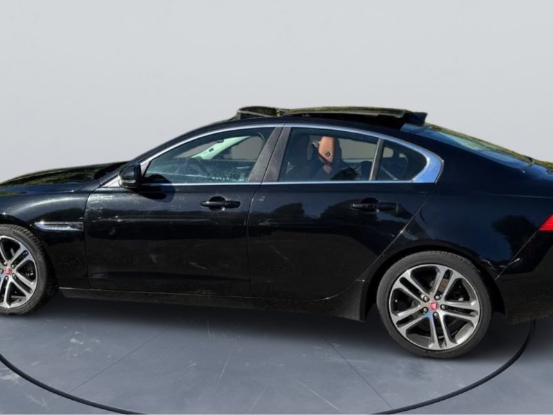 JAGUAR XE 2.0D PORTFOLIO BVA8