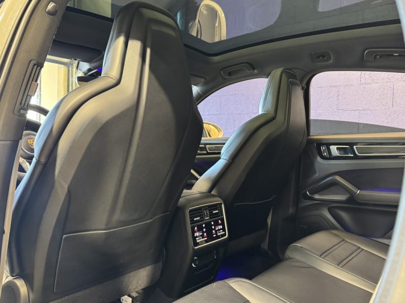 PORSCHE CAYENNE COUPE 3.0 V6 462CV PLATINIUM EDITION/FRANCAISE/ENTRETIEN PORSCHE/TVA RÉCUPÉRABLE