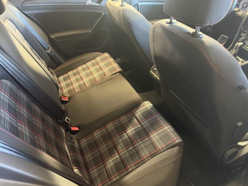 VOLKSWAGEN GOLF VII 2.0 TSI 245cv GTI PERFORMANCE DSG7 - TOIT OUVRANT - 105 000klm 