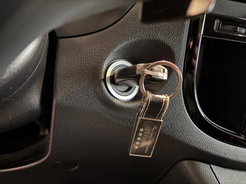 Mercedes Vito 116 2.0 CDI 163ch 🚐✨ Attelage 🔗 Dépôt-vente 📋 Reprise 🔄