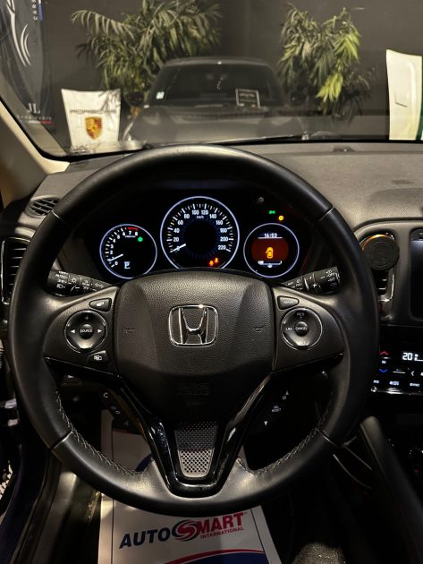 MAGNIFIQUE HONDA HRV CVT EXCLUSIVE NAVI 1.5 i-VTEC 130 CH (SUIVI D’ENTRETIEN, TOIT OUVRANT)