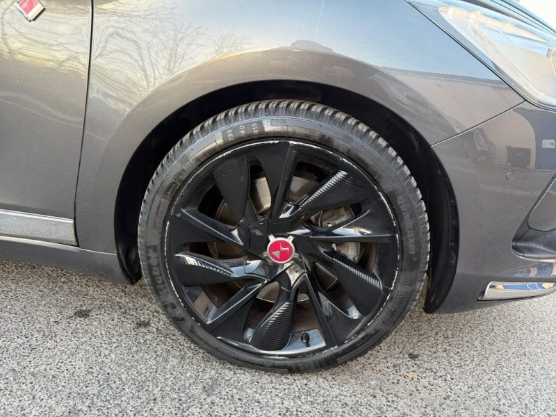 DS DS5 2.0 BlueHDi 180 SS EAT6 Performance Line - Kit de distribution à jour