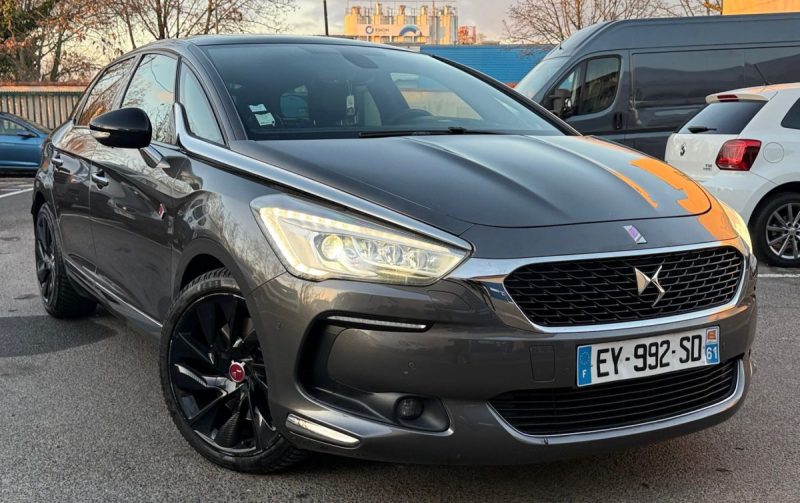 DS DS5 2.0 BlueHDi 180 SS EAT6 Performance Line - Kit de distribution à jour