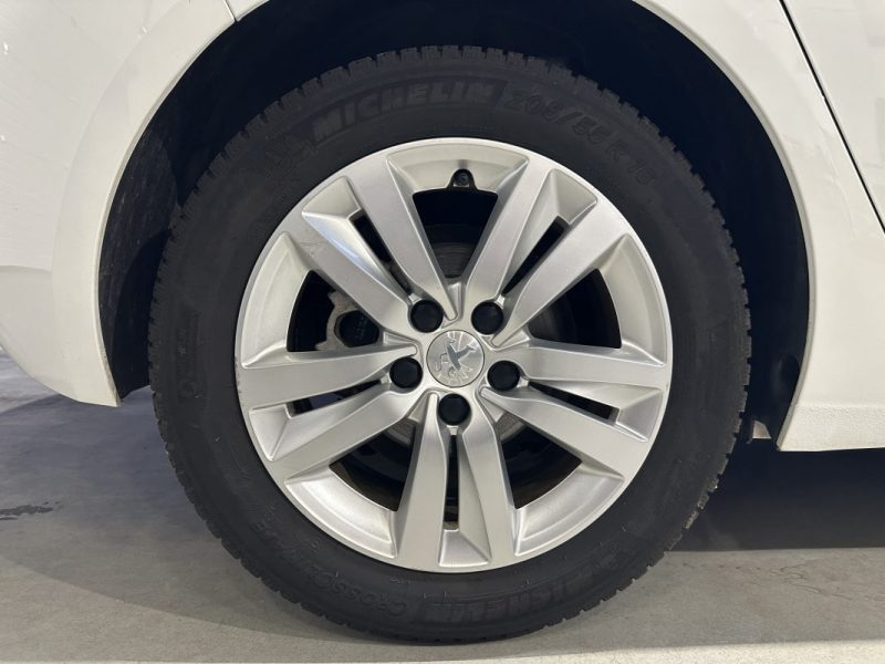 PEUGEOT 308 1.5 BlueHDi 100ch Active