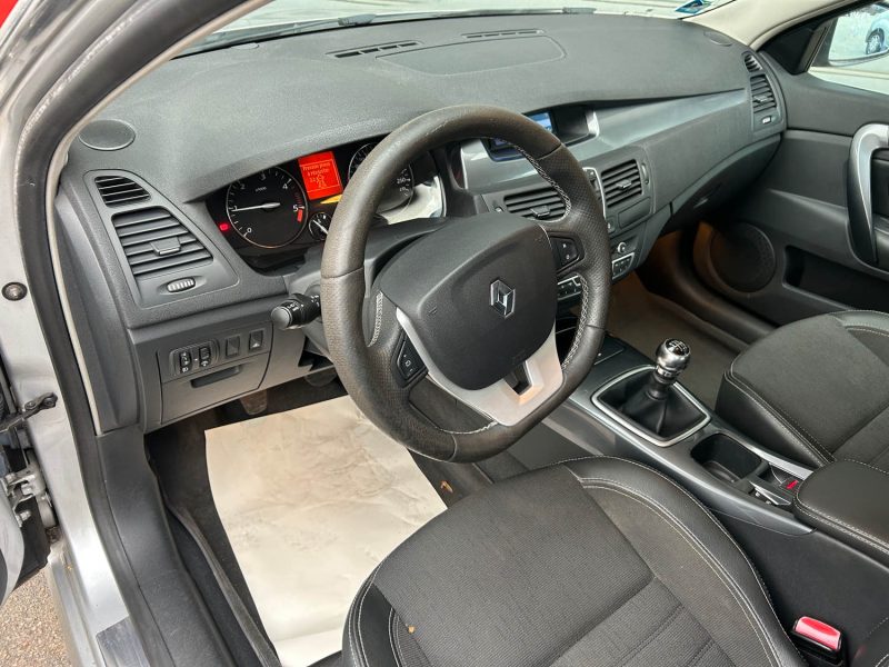 RENAULT LAGUNA 2.0 DCI 150 GT 4CONTROL 