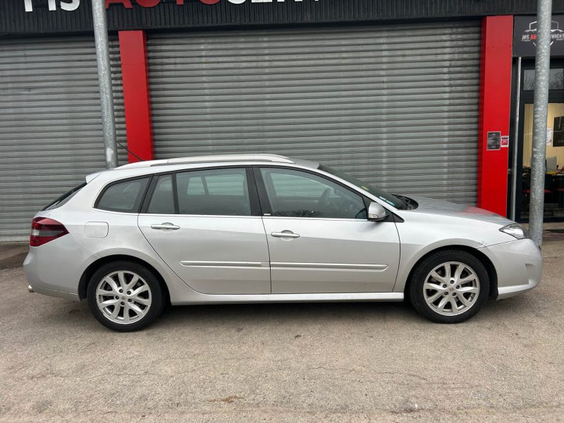 RENAULT LAGUNA 2.0 DCI 150 GT 4CONTROL 