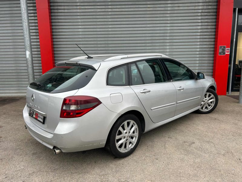 RENAULT LAGUNA 2.0 DCI 150 GT 4CONTROL 