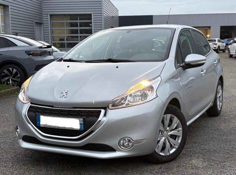 PEUGEOT 208 1.2 PURETECH ACTIVE 5P 2015