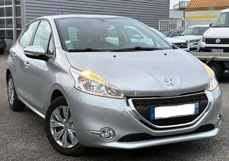 PEUGEOT 208 1.2 PURETECH ACTIVE 5P 2015