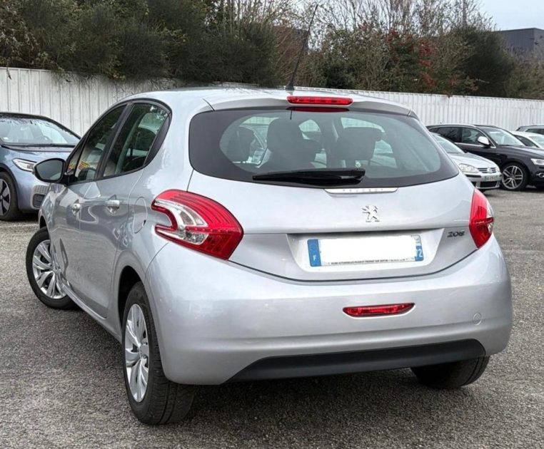 PEUGEOT 208 1.2 PURETECH ACTIVE 5P 2015