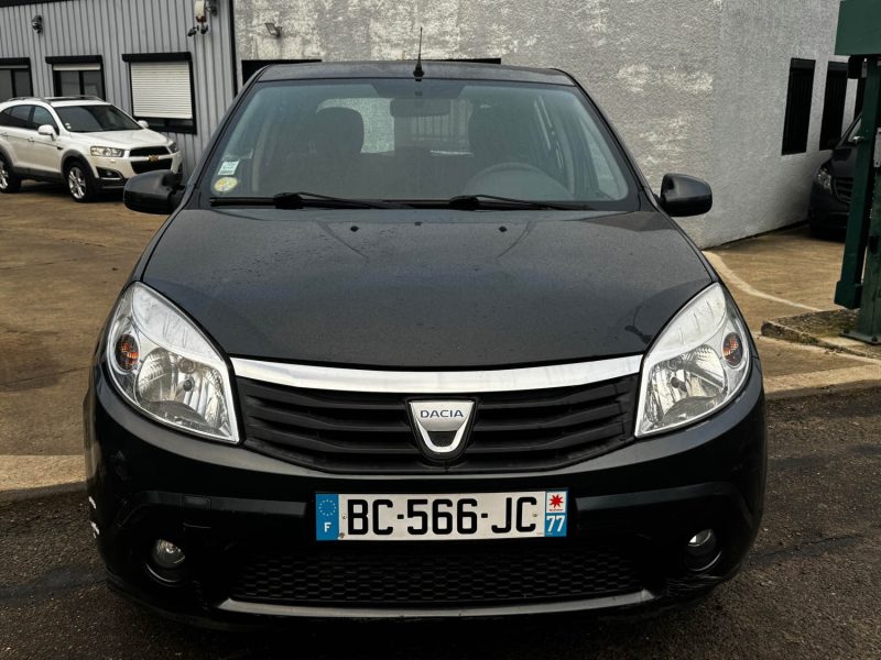 DACIA SANDERO 1.5 DCI 85 BLACK LINE 2010