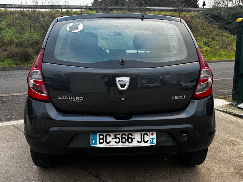 DACIA SANDERO 1.5 DCI 85 BLACK LINE 2010