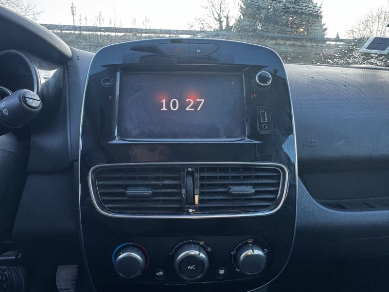 RENAULT CLIO IV 1.5 DCI 75CH ENERGY AIR MÉDIANAV 2017