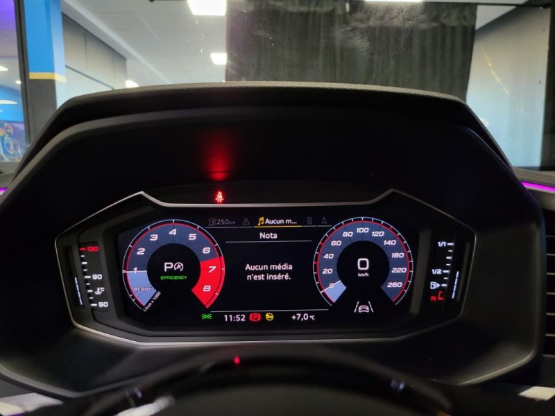 AUDI A1 30 TFSI 110cv ALLSTREET CITYCARVER DESIGN LUXE / APPLE CARPLAY / ECLAIRAGE D'AMBIANCE