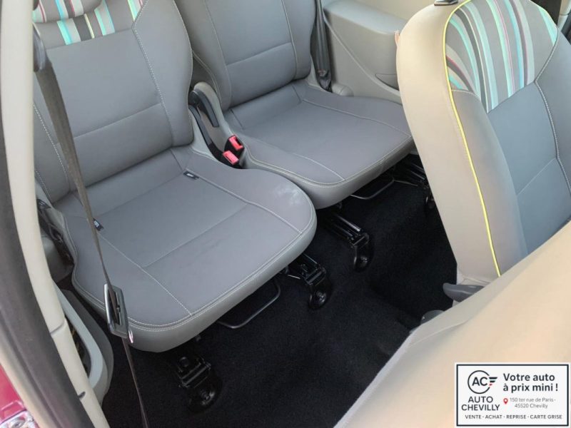 RENAULT TWINGO II 1.2 LEV 16V 75