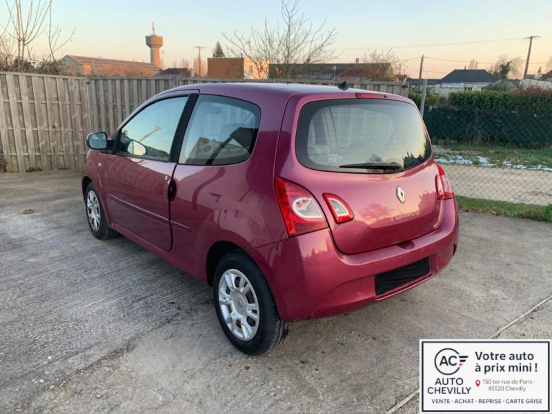 RENAULT TWINGO II 1.2 LEV 16V 75