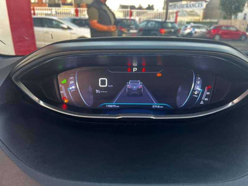 PEUGEOT 3008 SUV 2.0 BLUEHDI 180 GT EAT8  