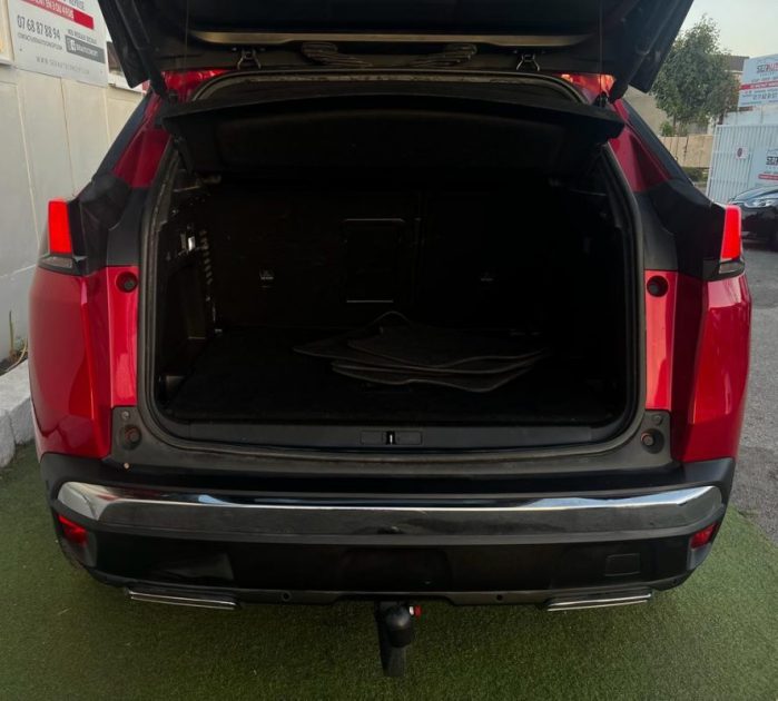 PEUGEOT 3008 SUV 2.0 BLUEHDI 180 GT EAT8  