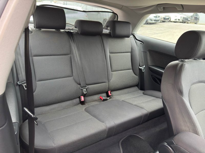 Audi A3 2.0 TDI 140 ch Ambition DPF – Clim Auto – Régulateur – Révisée & Garantie 6 mois