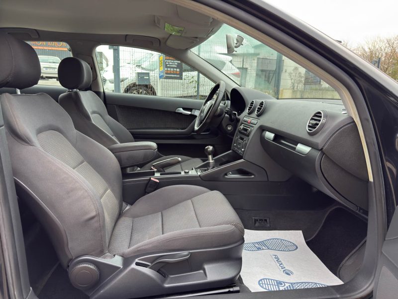 Audi A3 2.0 TDI 140 ch Ambition DPF – Clim Auto – Régulateur – Révisée & Garantie 6 mois