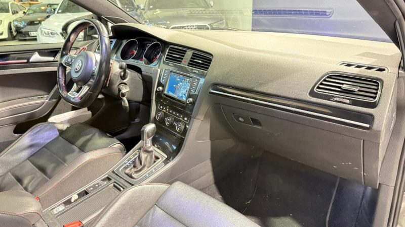 VOLKSWAGEN GOLF VII 2.0 TSI 230CH BLUEMOTION TECHNOLOGY GTI PERFORMANCE DSG6  2016