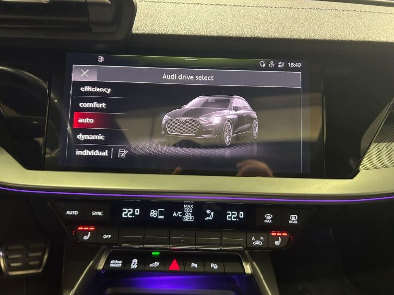 AUDI A3 SB 40 TFSI-E 204 S TRONIC / S LINE / CARPLAY / TOIT OUVRANT / PACK LED / SIEGE CHAUFFANT 