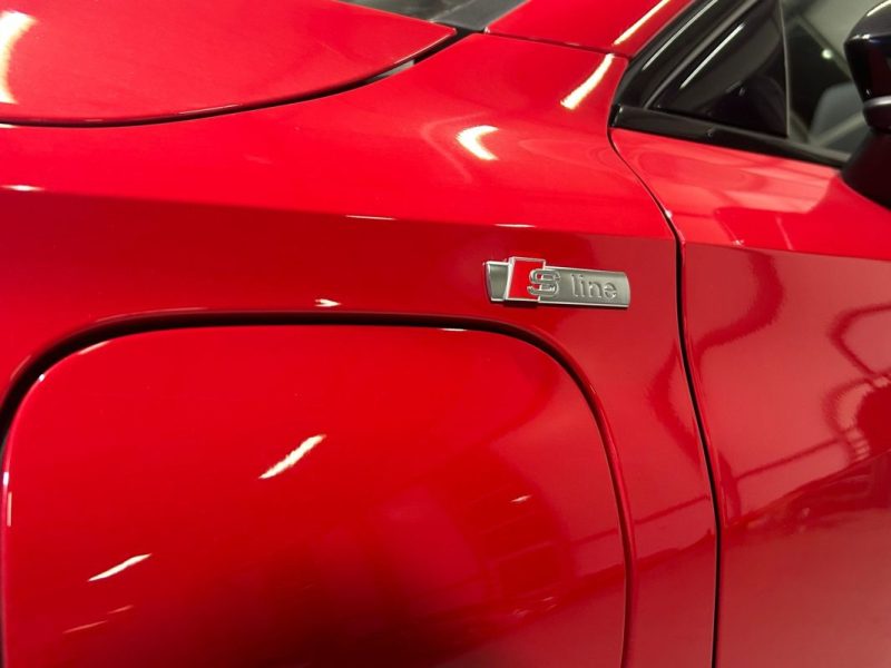 AUDI A3 SB 40 TFSI-E 204 S TRONIC / S LINE / CARPLAY / TOIT OUVRANT / PACK LED / SIEGE CHAUFFANT 