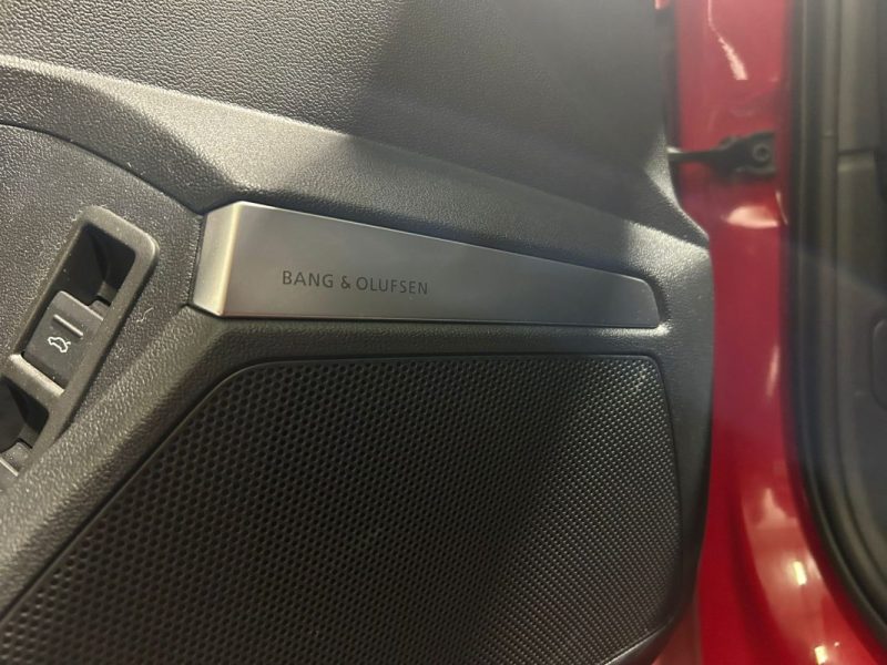 AUDI A3 SB 40 TFSI-E 204 S TRONIC / S LINE / CARPLAY / TOIT OUVRANT / PACK LED / SIEGE CHAUFFANT 