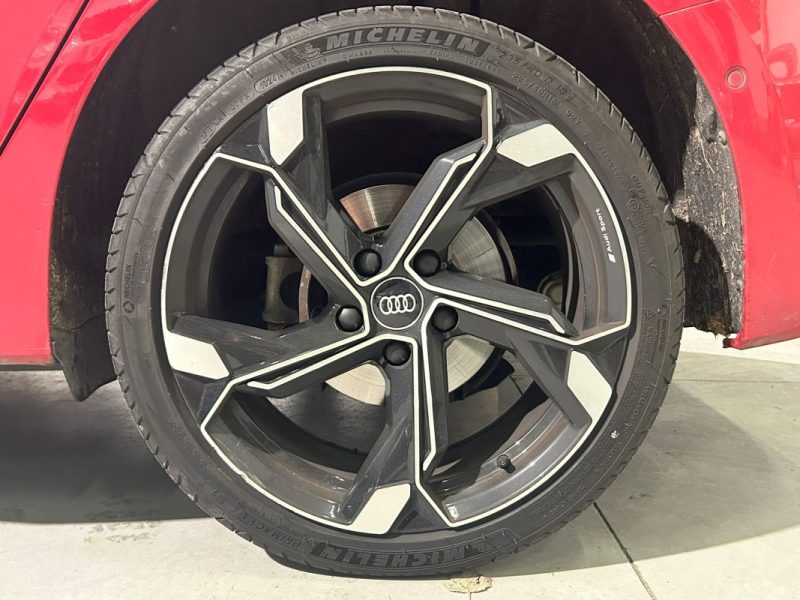 AUDI A3 SB 40 TFSI-E 204 S TRONIC / S LINE / CARPLAY / TOIT OUVRANT / PACK LED / SIEGE CHAUFFANT 