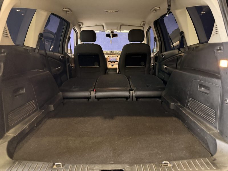  FORD S-MAX / Diesel / 175 ch / Sièges électriques / Radar de recul AV/AR / Power Shift Titanium /