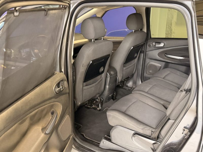  FORD S-MAX / Diesel / 175 ch / Sièges électriques / Radar de recul AV/AR / Power Shift Titanium /