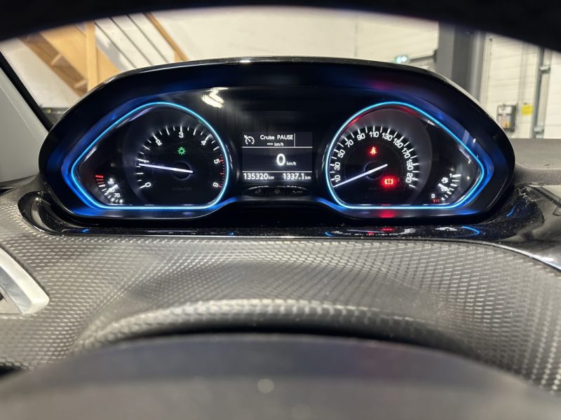 PEUGEOT 2008 1.6 BlueHDi 120ch Urban Cross - KIT DISTRI NEUF