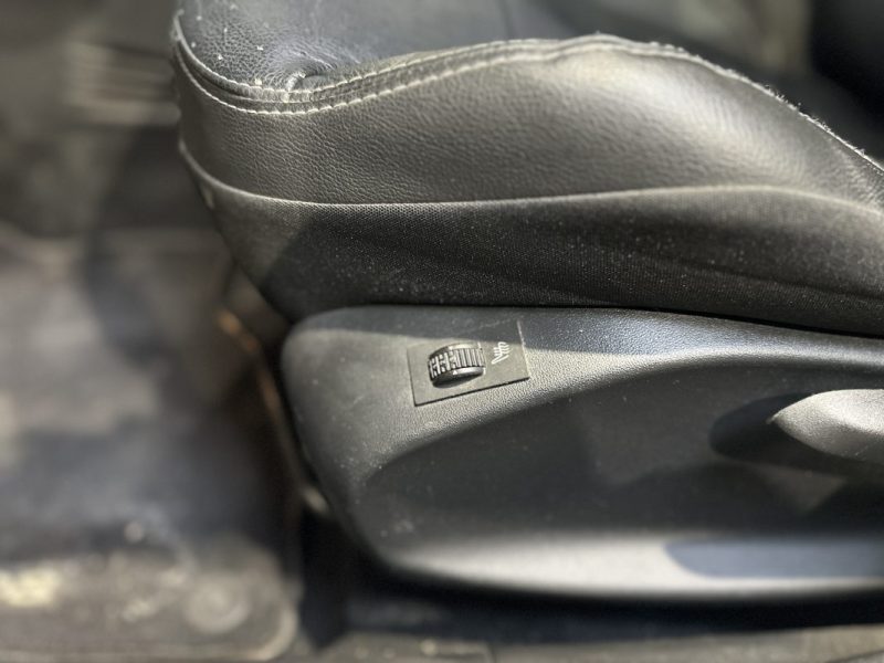 PEUGEOT 2008 1.6 BlueHDi 120ch Urban Cross - KIT DISTRI NEUF