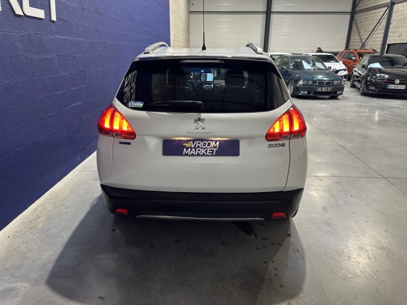 PEUGEOT 2008 1.6 BlueHDi 120ch Urban Cross - KIT DISTRI NEUF
