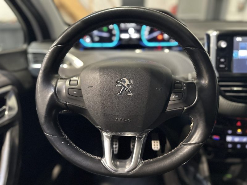 PEUGEOT 2008 1.6 BlueHDi 120ch Urban Cross - KIT DISTRI NEUF