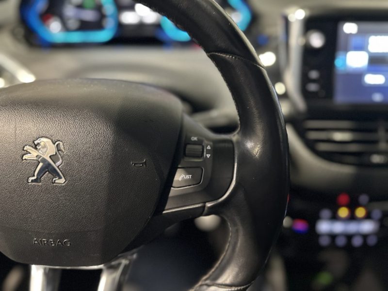 PEUGEOT 2008 1.6 BlueHDi 120ch Urban Cross - KIT DISTRI NEUF