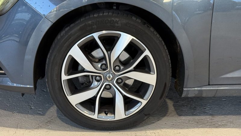 Renault Mégane 4 1.5 dCi 110ch Zen  - Jantes diamantées 17" - Attelage - Aide au maintien de voie