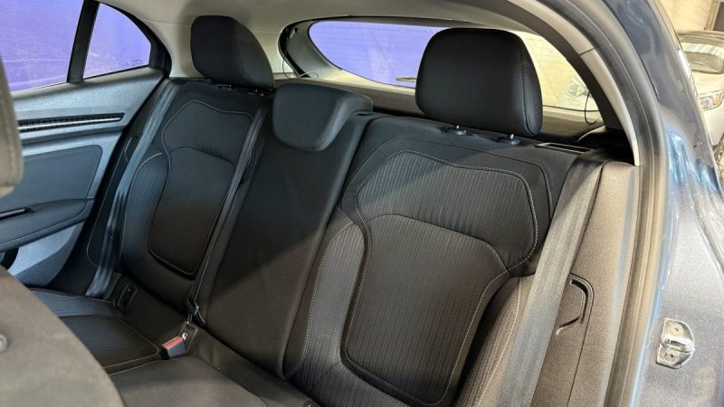 Renault Mégane 4 1.5 dCi 110ch Zen  - Jantes diamantées 17" - Attelage - Aide au maintien de voie