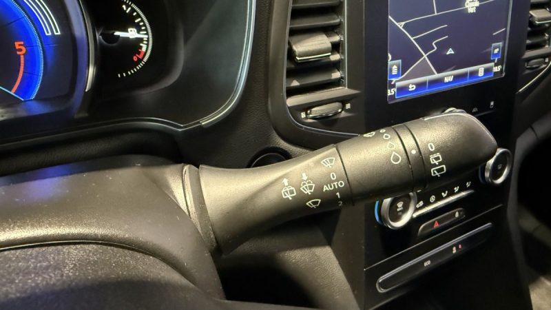 Renault Mégane 4 1.5 dCi 110ch Zen  - Jantes diamantées 17" - Attelage - Aide au maintien de voie