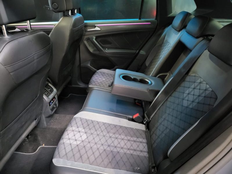 VOLKSWAGEN TIGUAN R LINE 1.5 TSI 150CH DSG7 / TOIT OUVRANT + SUIVIE VW + VOLANT ET SIEGES CHAUFFANTS /