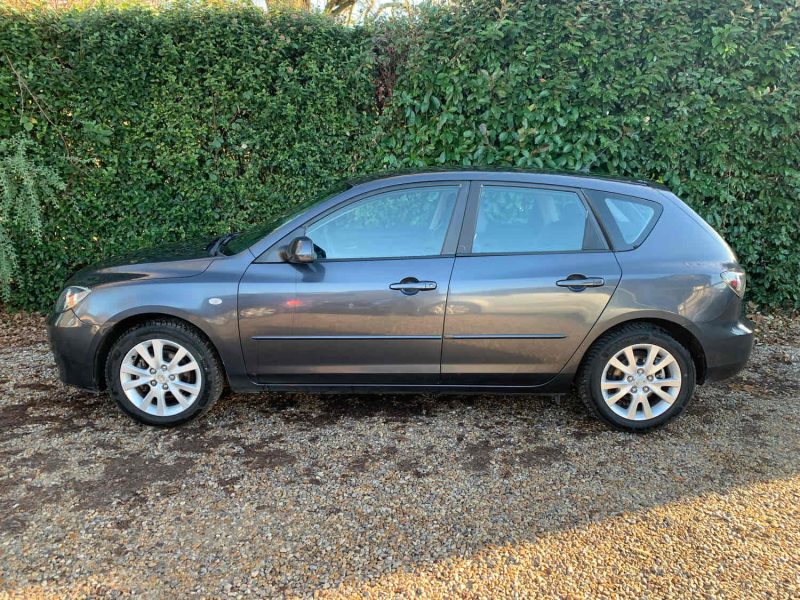 MAZDA 3 1.6 MZ-CD 110 KAMAE 2007