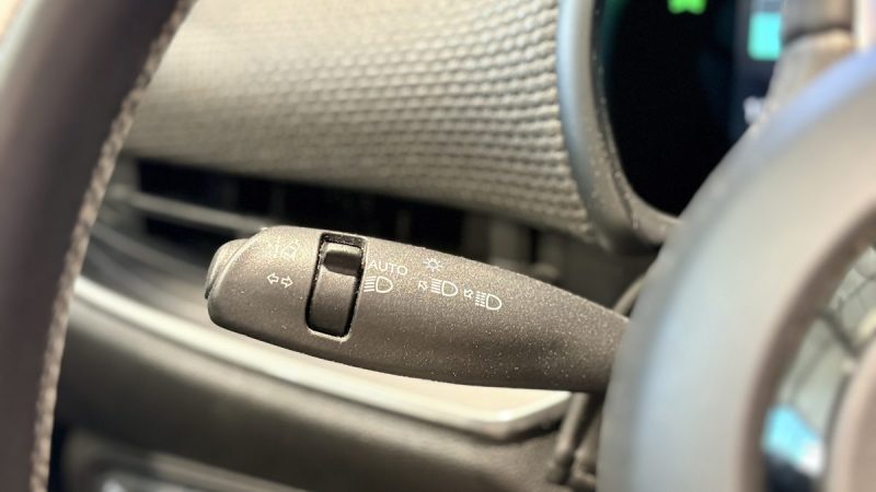 Fiat 500c e 118CH - LA PRIMA - 2020- Appel car Play - intérieur  cuir - Phare full led 